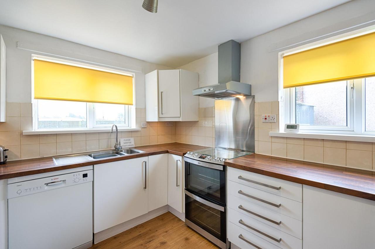 Private Parking, Garden, Close To Beach! Swansea Exterior photo