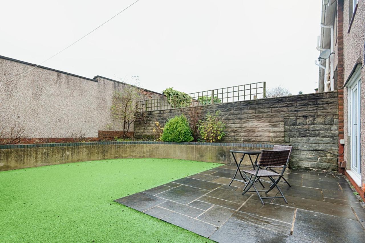 Private Parking, Garden, Close To Beach! Swansea Exterior photo